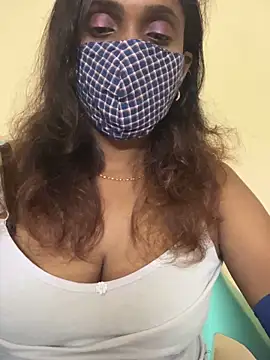 Queen-dhivya online show from November 24, 2025, 9:53 am