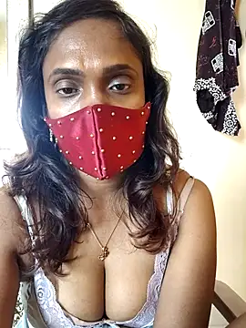 Queen-dhivya online show from March 1, 2026, 6:35 am