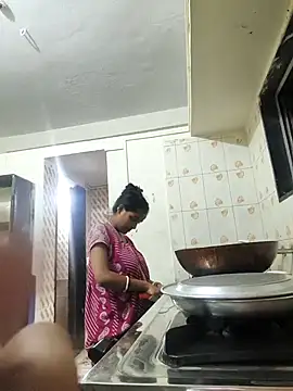 Snapshot of cuteriya5 chatting on March 24, 2026, 5:02 pm cuteriya5 online show from March 24, 2026, 5:02 pm