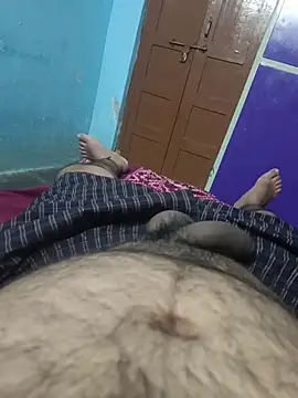 Snapshot of bearslove143 chatting on March 21, 2026, 6:45 pm bearslove143 online show from March 21, 2026, 6:45 pm