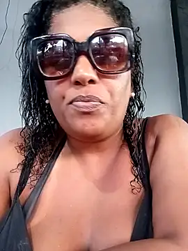 Maliaebonyfetish online show from May 2, 2026, 8:25 pm