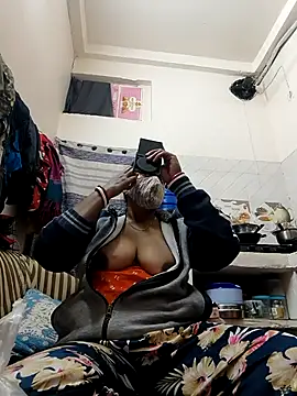 Snapshot of Hot-Sana2 chatting on November 23, 2025, 6:40 pm Hot-Sana2 online show from November 23, 2025, 6:40 pm