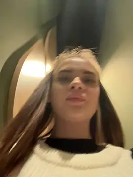 Snapshot of KristiRich chatting on November 14, 2025, 7:23 am KristiRich online show from November 14, 2025, 7:23 am