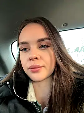 Snapshot of KristiRich chatting on November 15, 2025, 7:34 am KristiRich online show from November 15, 2025, 7:34 am