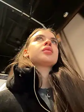 Snapshot of KristiRich chatting on November 21, 2025, 7:29 am KristiRich online show from November 21, 2025, 7:29 am