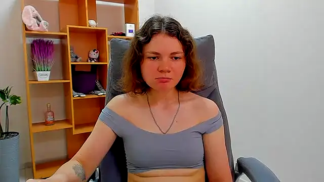 Snapshot of Stella-Maers chatting on June 24, 2026, 7:18 am Stella-Maers online show from June 24, 2026, 7:18 am