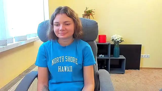 Snapshot of Stella-Maers chatting on November 4, 2025, 9:13 am Stella-Maers online show from November 4, 2025, 9:13 am