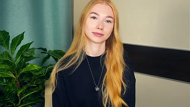 Snapshot of TariHedrix chatting on November 1, 2025, 7:57 am TariHedrix online show from November 1, 2025, 7:57 am