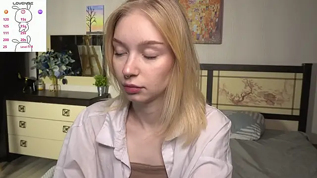 Snapshot of ShanelTunon chatting on November 23, 2025, 7:02 pm ShanelTunon online show from November 23, 2025, 7:02 pm