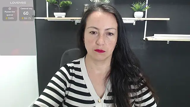Lauryn Jones online show from June 11, 2026, 6:38 pm