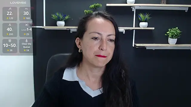 Lauryn Jones online show from July 11, 2026, 5:57 pm