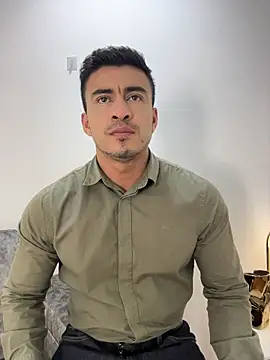 Chris Clarck online show from November 9, 2025, 7:51 pm