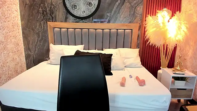 Valery Shadey online show from December 15, 2025, 8:03 pm