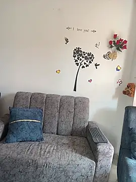 miah smith123 online show from January 15, 2026, 5:49 pm