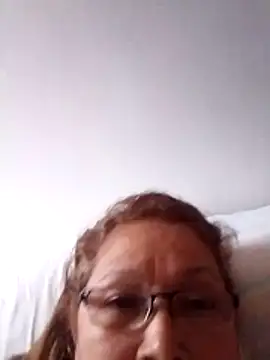 Snapshot of Cessi50 chatting on June 10, 2026, 11:44 am Cessi50 online show from June 10, 2026, 11:44 am
