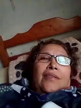 Snapshot of Cessi50 chatting on June 22, 2026, 3:42 pm Cessi50 online show from June 22, 2026, 3:42 pm