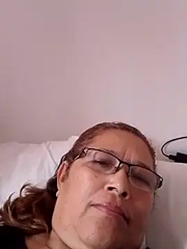 Snapshot of Cessi50 chatting on August 1, 2026, 2:59 pm Cessi50 online show from August 1, 2026, 2:59 pm