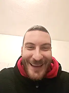 Snapshot of Zoomorris chatting on December 2, 2025, 1:02 pm Zoomorris online show from December 2, 2025, 1:02 pm