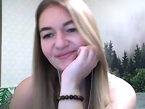 Snapshot of CandyOLimeX chatting on November 16, 2025, 10:46 pm CandyOLimeX online show from November 16, 2025, 10:46 pm