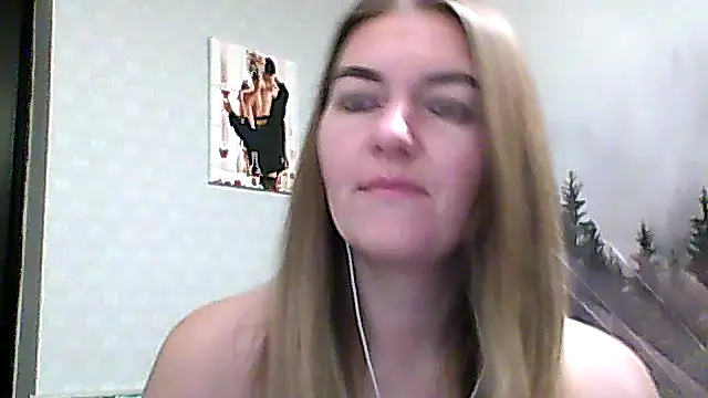 Snapshot of CandyOLimeX chatting on November 28, 2025, 10:21 pm CandyOLimeX online show from November 28, 2025, 10:21 pm