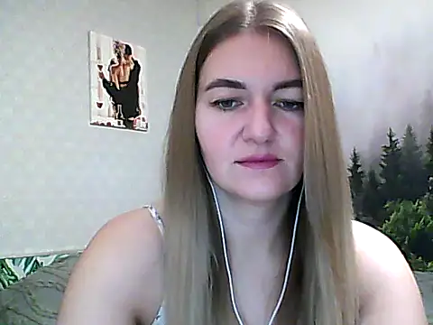 Snapshot of CandyOLimeX chatting on November 15, 2025, 10:58 pm CandyOLimeX online show from November 15, 2025, 10:58 pm