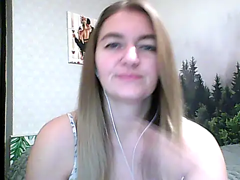 Snapshot of CandyOLimeX chatting on November 9, 2025, 9:19 pm CandyOLimeX online show from November 9, 2025, 9:19 pm