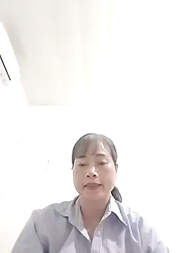 Snapshot of Kiuwi-omao chatting on November 9, 2025, 9:24 am Kiuwi-omao online show from November 9, 2025, 9:24 am