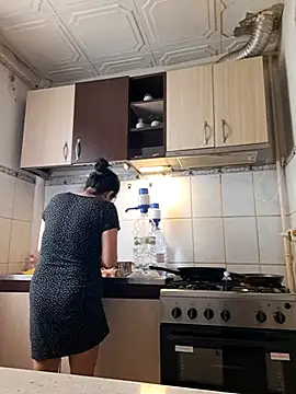 Snapshot of CharmingPearl chatting on March 22, 2026, 12:18 pm CharmingPearl online show from March 22, 2026, 12:18 pm