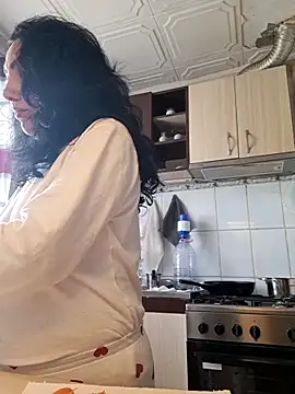 Snapshot of CharmingPearl chatting on March 18, 2026, 9:12 am CharmingPearl online show from March 18, 2026, 9:12 am