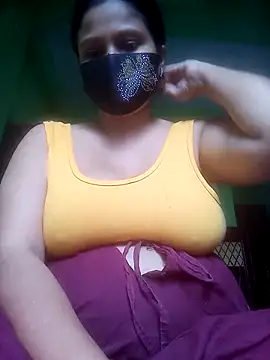 Tina 250 online show from May 9, 2026, 2:04 am