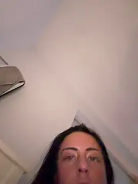 Bethrae25 online show from March 8, 2026, 9:51 pm