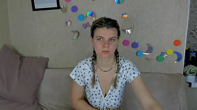 Snapshot of Zorianaa chatting on June 21, 2026, 8:25 pm Zorianaa online show from June 21, 2026, 8:25 pm