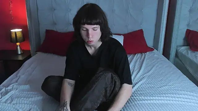 Snapshot of CutieKai_ chatting on November 2, 2025, 9:09 pm CutieKai  online show from November 2, 2025, 9:09 pm