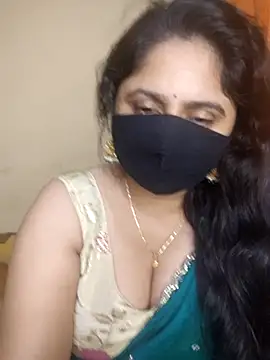 Snapshot of mouni499 chatting on July 4, 2026, 8:42 am mouni499 online show from July 4, 2026, 8:42 am