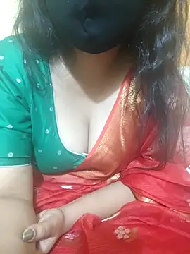 mouni499 online show from April 28, 2026, 5:39 pm