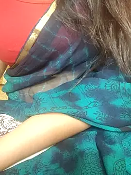 Snapshot of mouni499 chatting on June 18, 2026, 8:46 am mouni499 online show from June 18, 2026, 8:46 am