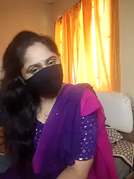 Snapshot of mouni499 chatting on August 2, 2026, 8:12 am mouni499 online show from August 2, 2026, 8:12 am