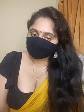 Snapshot of mouni499 chatting on July 9, 2026, 2:16 pm mouni499 online show from July 9, 2026, 2:16 pm