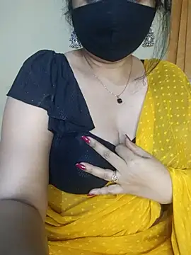 Snapshot of mouni499 chatting on June 16, 2026, 7:36 pm mouni499 online show from June 16, 2026, 7:36 pm