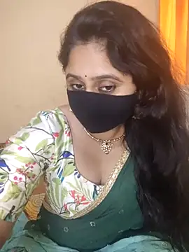 Snapshot of mouni499 chatting on June 1, 2026, 8:03 am mouni499 online show from June 1, 2026, 8:03 am