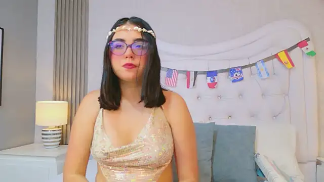ScarlettPetrova online show from June 27, 2026, 4:13 pm