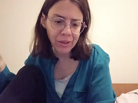 hotnathy69 online show from May 18, 2026, 7:13 am