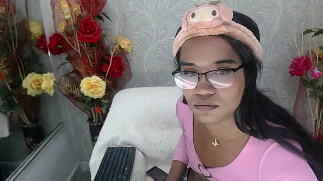 Snapshot of horny_bri_ chatting on November 20, 2025, 1:45 pm horny bri online show from November 20, 2025, 1:45 pm