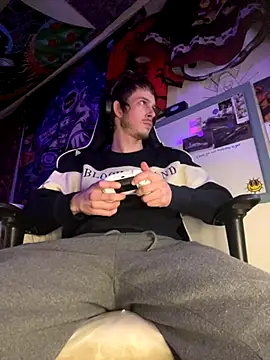 mascboyyy online show from December 1, 2025, 5:52 am