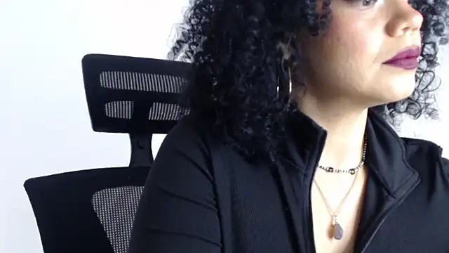 goddessvenus444 online show from March 10, 2026, 2:43 pm