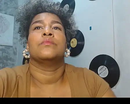 Ambar foxy online show from November 15, 2025, 8:13 pm