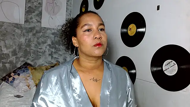 Ambar foxy online show from January 7, 2026, 6:46 pm