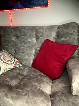 Snapshot of Nick_orion chatting on November 14, 2025, 1:37 pm Nick orion online show from November 14, 2025, 1:37 pm