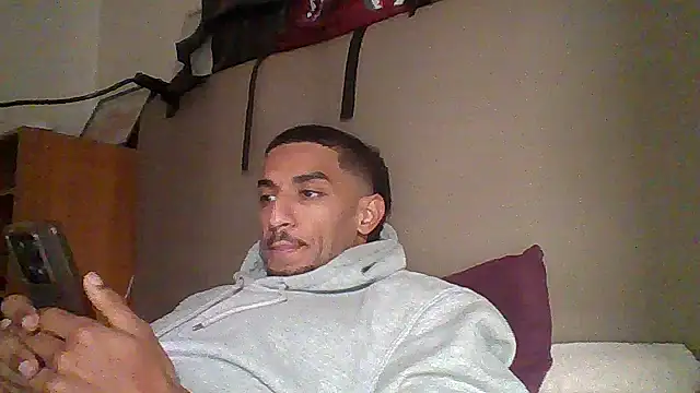 sylence777 online show from November 12, 2025, 12:42 pm