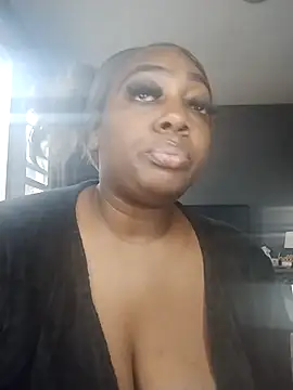 BiancaClarkson online show from November 19, 2025, 4:18 pm